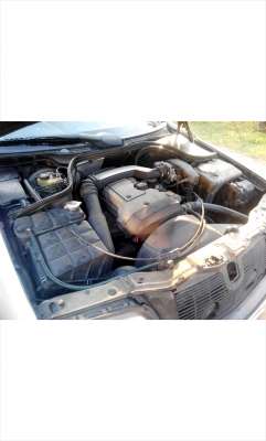 benz  ปี2537 C180 ทะเบียน กรุงเทพมหานคร  เครื่องเดิมไม่ติดเเก๊ส เกียรธรรมดา 5 เกียร เเอร์วิทยุครบ ภายในเดิมๆ