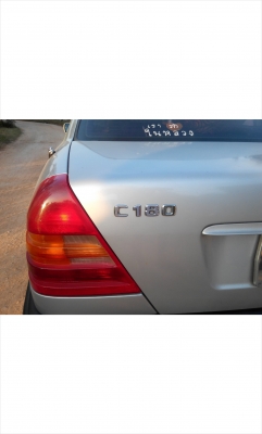 benz  ปี2537 C180 ทะเบียน กรุงเทพมหานคร  เครื่องเดิมไม่ติดเเก๊ส เกียรธรรมดา 5 เกียร เเอร์วิทยุครบ ภายในเดิมๆ