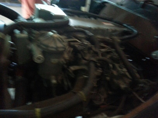 รถอีซูซุ 6 ล้อ ( ไม่ดั้ม ) 175 แรงม้า ปี 54 ( รถวิ่ง 15,xxx กม. ) สนใจติดต่อ 081 - 6079515 รถอีซูซุ 6 ล้อ ( ไม่ดั้ม ) 175 แรงม้า ปี 54 ( รถวิ่ง 15,xxx กม. ) สนใจติดต่อ 081 - 6079515