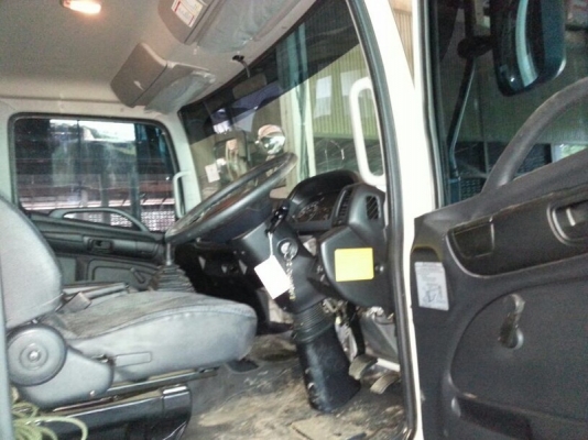 รถอีซูซุ 6 ล้อ ( ไม่ดั้ม ) 175 แรงม้า ปี 54 ( รถวิ่ง 15,xxx กม. ) สนใจติดต่อ 081 - 6079515 รถอีซูซุ 6 ล้อ ( ไม่ดั้ม ) 175 แรงม้า ปี 54 ( รถวิ่ง 15,xxx กม. ) สนใจติดต่อ 081 - 6079515