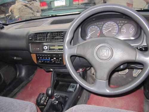 ขาย HONDA CIVIC VTI-L M/T เครื่อง1.6 ปี96 สีเขียว