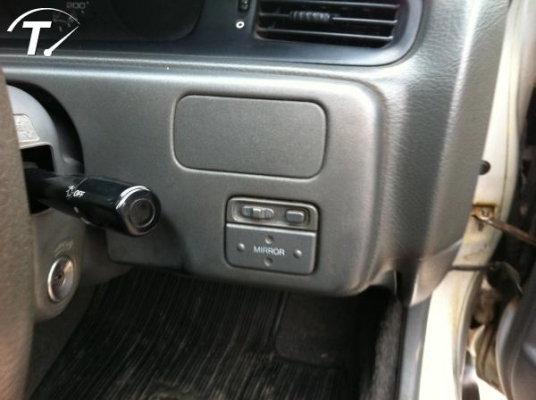 เดิมมากๆครับ เครื่องและเลขตัวถังตรงกัน มีประกันชั้น 3 ภาษี 57 หน้าหลังเดิมที่สุด ไมล์แสนต้นเองครับ