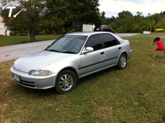 เดิมมากๆครับ เครื่องและเลขตัวถังตรงกัน มีประกันชั้น 3 ภาษี 57 หน้าหลังเดิมที่สุด ไมล์แสนต้นเองครับ