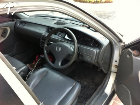 เดิมมากๆครับ เครื่องและเลขตัวถังตรงกัน มีประกันชั้น 3 ภาษี 57 หน้าหลังเดิมที่สุด ไมล์แสนต้นเองครับ