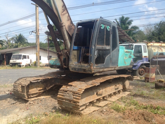 ขายแบคโฮKOBELCO200-3ยูตานิสนใจโทร0819701072 ขายแบคโฮKOBELCO200-3ยูตานิสนใจโทร0819701072