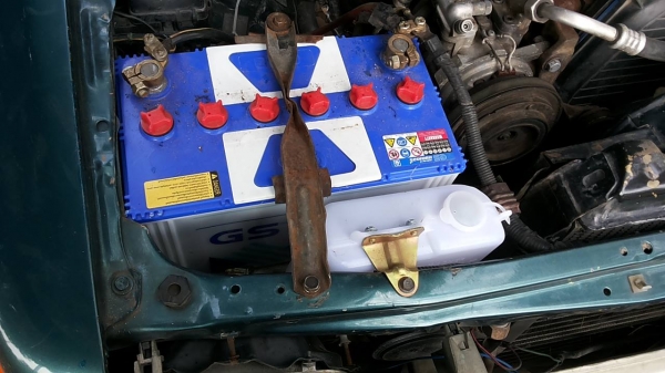 ***ขายแล้วครับขอบคุณ Truck2hand ขายกระบะแค็ปสวยๆ ไมตี้เอ็กซ์ ปี38/95 โปร่งหลังแท้ เครื่องเดิมเกียร์เดิม เครื่องแน่น แห้ง แรงดี ช่วงล่างปึ๊กไม่มีส่าย คัสซีสวยเดิมไม่ผุไม่ปะ กระบะสวย รถเคลียร์สีมาแล้วสวยเลย หัวเก๋งไม่ผุ หน้า-หลังเดิมไม่เคยชนหนัก ภายในสวยคอน