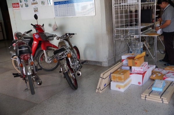 จัดส่ง เปนคู่ครับรอบนี้ ส่ง S 90 กับ A 80 ให้พี่ เอนก  จากจังหวัด ชลบุรี ครับ ขอบคุณที่ไว้ใจครับผม