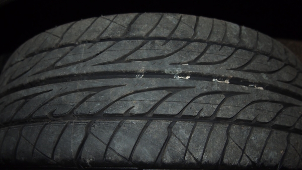 ขายยาง Dunlop Lm703 205 45 r17 สภาพ99\% วิ่ง100กว่าโล