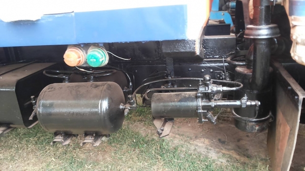 **580,000 บ.ต่อรอง**ขาย 10ล้อ2เพลาดั๊ม ISUZU JCM คัสซี309 6BD1 165HP เครื่องแน่นแรง อึด ช่วงล่างดีคัสซีบิวด์มาใหม่ สโลวกลาง กระบะสีใหม่ 2เพลาเดิม ดั๊มดีไม่มียุบ หัวเก๋งเดิมปะผุพื้นแล้ว ภายในดีคอนโซลครบ ยางดี10เส้น พร้อมใช้ พร้อมลุยงาน เอกสารม.79 ราคาต่อรอ