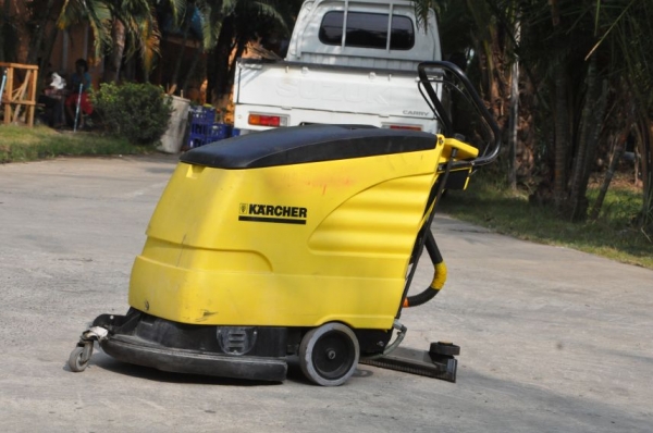 ขายรถทำความสอาด กวาดพื้น ดูดฝุ่น สภาพสวยเดิมจากญี่ปุ่น 12500 เท่านั้น