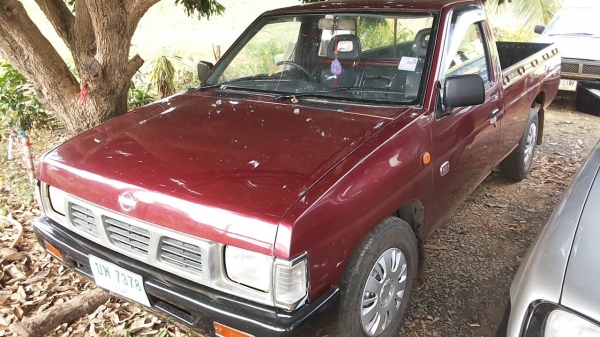 ***ขายแล้วครับขอบคุณ Truck2hand ขายบิ๊กเอ็มตอนเดียวสวยๆ BIG-M BD25 ฝาแดงจอโค้ง ปี39/96 เครื่องแรง แน่น อึด ทน ช่วงล่างปึ๊กไม่มีส่าย คัสซีสวยไม่ปะไม่ดาม กระบะสวย พื้นไม่ผุ รถเคลียร์สีแล้ว สวยจัด หัวเก๋งสวยไม่ผุ ภายในคอนโซลครบ ยางดี4เส้น พร้อมใช้ พร้อมลุยงา