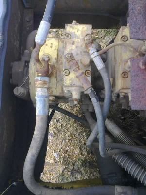 KOMATSU PC120-3  ติดต่อปารวี 0839686255