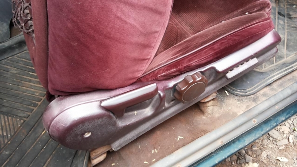 ***ขายแล้วครับขอบคุณ Truck2hand ขายกระบะแค็ปราคาเบาๆ ไมตี้เอ็กซ์ 2.5ปี35/92 เครื่องเดิมเกียร์เดิม เครื่องดี แรงดี ช่วงล่างคัสซีสวยเดิมไม่ปะไม่ดาม กระบะดี ปูเหล็กตีนเป็ดไม่มีผุ ยางเปลี่ยนมาใหม่ไม่นาน สวย4เส้น ฝาท้ายมีผุชายกับสีพองนิดหน่อย หน้า-หลังเดิมไม่เ