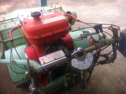 ขายรถตัดหญ้าเดินตามรุ่นใหญ่ ขายรถตัดหญ้าเดินตามรุ่นใหญ่