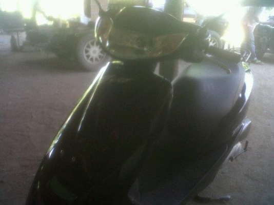 ขายรถ  jog  honda  4 จังหวะ  สภาพเดิม  สีเดิมเลยคับ    ขาย  18500