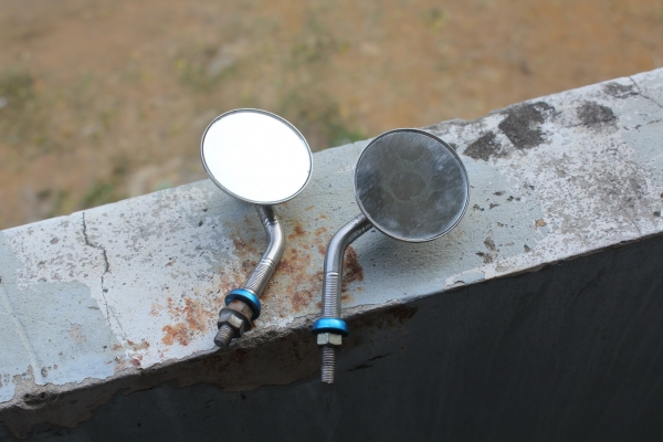 กระจกงานเก่า มีสองคู่ made in japan