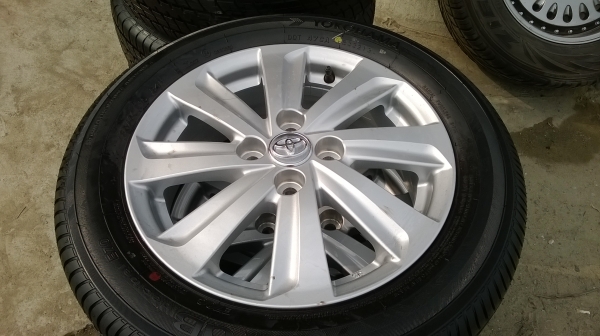 ขายล้อvois พร้อมยางป้ายแดงชุดละ13500 ขายล้อvois พร้อมยางป้ายแดงชุดละ13500