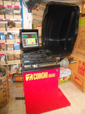 ขายด่วนเครื่องถ่วงล้อ CORGHI EM6040 สภาพดีพร้อมใช้งาน