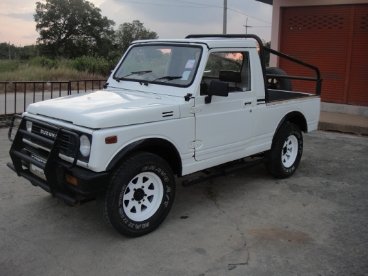 ขอบคุณทีมงาน Truck2Hand ครับ คาริเบี้ยน 4 x 4 ติดแก๊ส  ปี1990