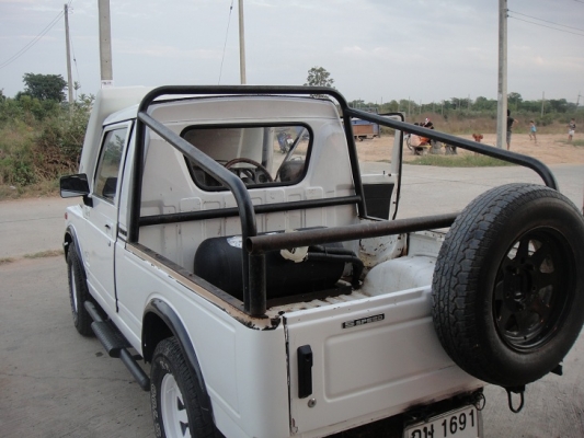 ขอบคุณทีมงาน Truck2Hand ครับ คาริเบี้ยน 4 x 4 ติดแก๊ส  ปี1990