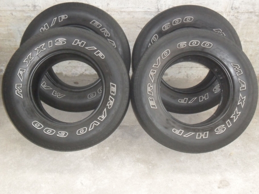 ยาง MAXXIS 225/70R15 ปี10 สวยๆ 4 เส้น ราคา 2800 บาท