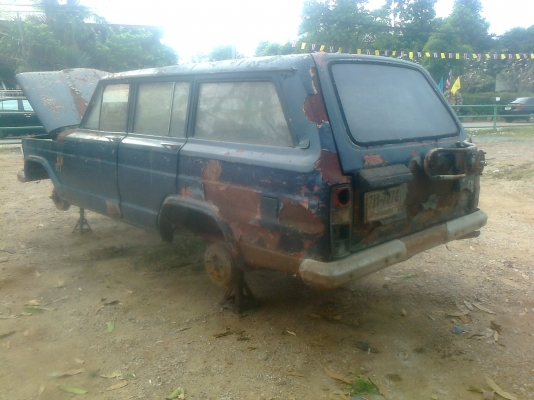 ขายจี๊ป วากาเนี่ยครับ มีเกียครบ