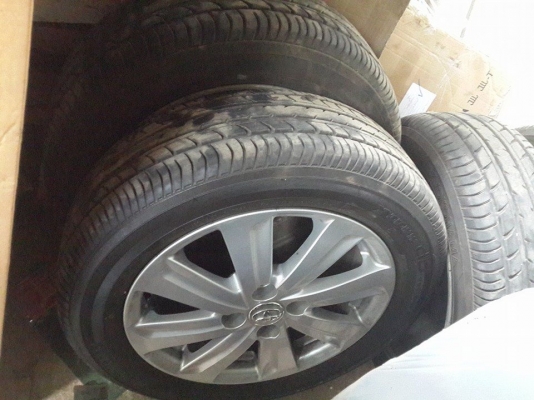 ขายล้อall new vios 15 นิ้ว ยางโยโก ปี13