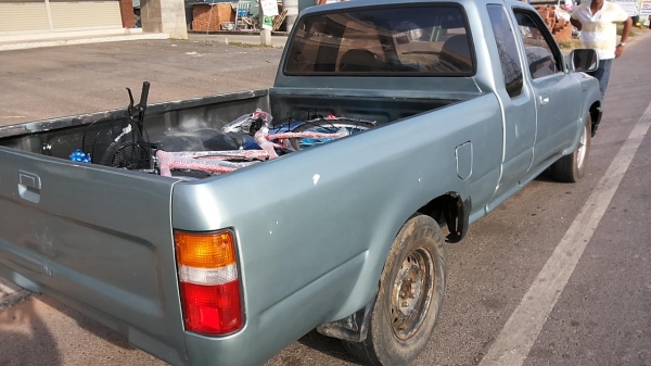 ***ขายแล้วครับ ขอบคุณ truck2hand ครับ ขายกระบะแค็ป ราคาเบาๆ ไมตี้เอ็กซ์ 2.5 โปร่งหลังแท้ ปี38/95 เครื่องเดิมเกียร์เดิมแน่น แรงดี ไม่เยิ้ม เกียร์ดีเข้าได้ทุกเกียร์ ช่วงล่างดีไม่มีส่าย คัสซีสวย ไม่ปะไม่ดาม กระบะดีไม่ผุ รถทำสีมา ทำโปร่งหน้า ภายในดีคอนโซลครบ