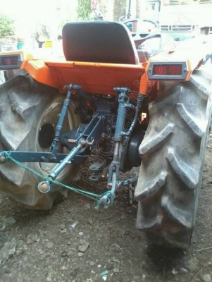 รถไถ ยี่ห้อ KUBOTA L1-24 รถไถ ยี่ห้อ KUBOTA L1-24