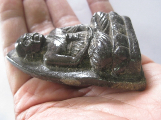 หลวงปู่ทวด เนื้อว่านจัมโบ้ ลงรักดำ องค์ใหญ่มากครับ