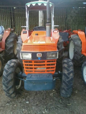 รถไถ ยี่ห้อ KUBOTA ZL1-28