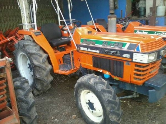 รถไถ ยี่ห้อ KUBOTA ZL1-28