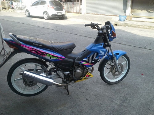 Sonic ปี 46 ล้อแม็ค รถบ้าน เอกสารครบ ขับกลับบ้านได้ชิลๆเลยจ้า