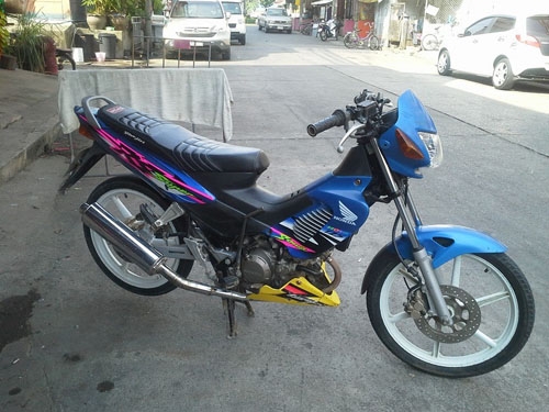 Sonic ปี 46 ล้อแม็ค รถบ้าน เอกสารครบ ขับกลับบ้านได้ชิลๆเลยจ้า