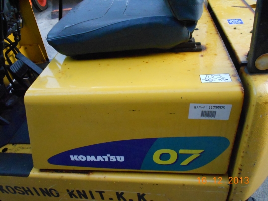 ขายถูก รถยกโฟล์คลิฟ 0.7 ตัน โคมัสสุเก่านอก พร้อมใช้งาน