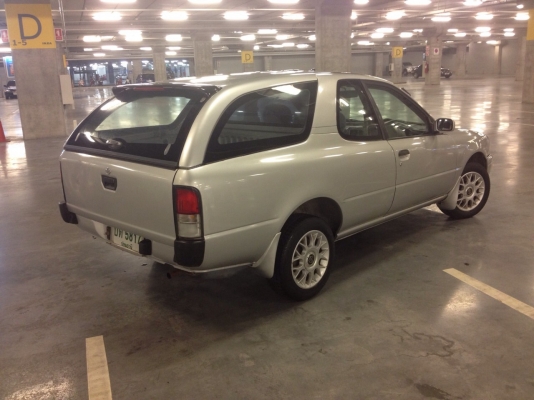 ขาย NISSAN NV WING ROAD สีบรอนเงิน ปี01 เครื่อง 1600 เกียร์AT