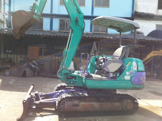 ขาย รถขุด KOMATSU รุ่น PC30-7E- แทร็กเหล็ก มือสองญี่ปุ่น