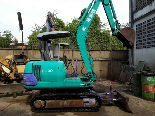 ขาย รถขุด KOMATSU รุ่น PC30-7E- แทร็กเหล็ก มือสองญี่ปุ่น