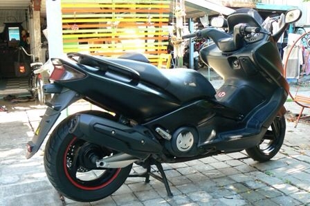 ขาย Yamaha T-Max ปี2003สภาพสวยใหม่ แถมของแต่งอีกเพียบ