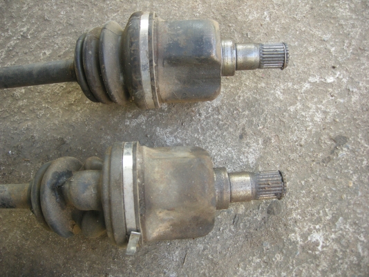 ขายเพลาขับแชมป์ 1 คู้ ถูกๆดีๆ1800 ขายเพลาขับแชมป์ 1 คู้ ถูกๆดีๆ1800