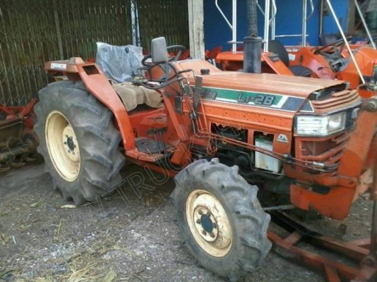 รถไถ ยี่ห้อ KUBOTA ZL1-28