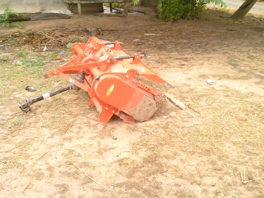 รถไถนา KUBOTA 4508 อุปกรณ์ 2 ชิ้น เล่มทะเบียน รถไถนา KUBOTA 4508 อุปกรณ์ 2 ชิ้น เล่มทะเบียน