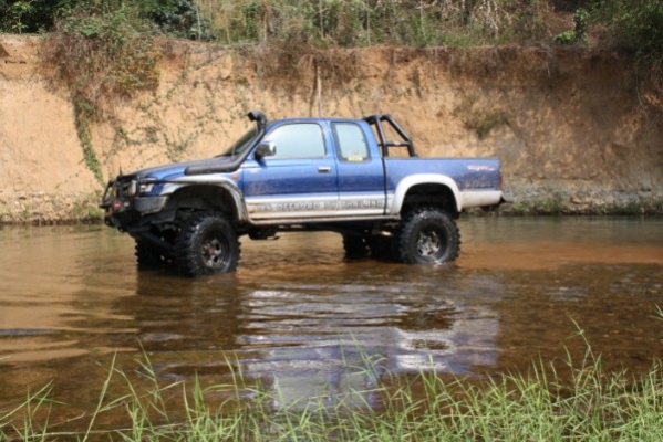 ขาย TOYOTA HILUX Tiger 4WD **มี clip ผจญภัยและสนามแข่ง***