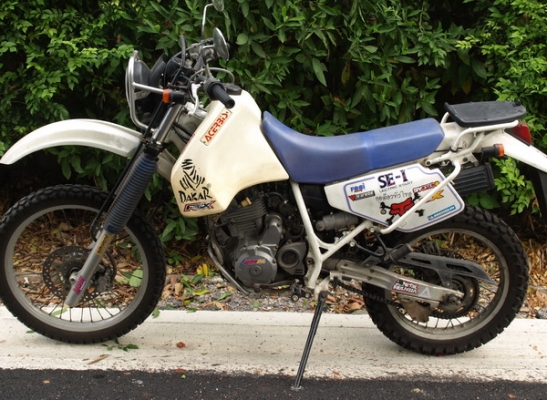 ขาย SUZUKI 250 Djebel or DR สตาร์ทไฟฟ้า ถังแต่ง  เดิมๆ แรงมากๆ