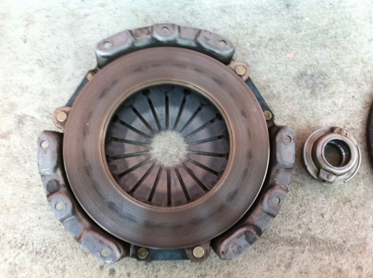 ขายชุดครัชเดิมสตราด้า 4d56