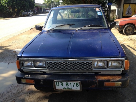 ขายดัสสัน720ช่วงสั้นทะเบียนพร้อมโอนถูกๆ