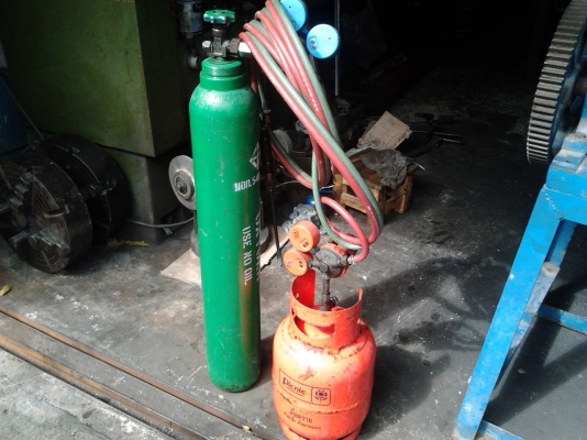 ขายชุดเชื่อมแก๊ส 2.200 บาท