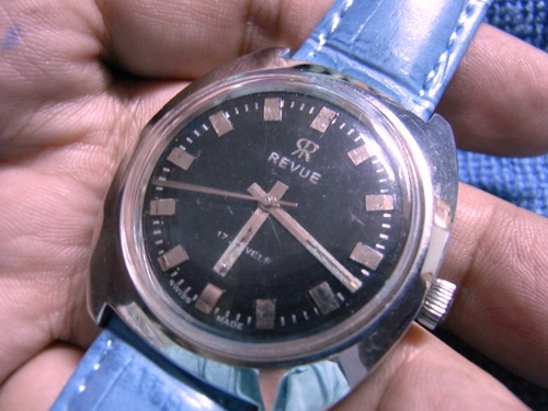 16ธ.ย.((น้าเล็ก)) นำเสนอนาฬิกา ข้อมือ หลายเรือน