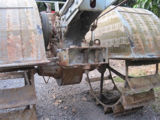 ขายเฉพาะโครงรถไถนาเดินตาม ยี้ห้อดาวบิน เดินหน้า2เกียร์ ถอยหลัง1เกียร์ (เครื่องไม่ขายครับ)