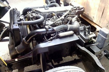 6 ล้อกลาง *EURO.2*  ISUZU NQR 175 แรงม้า *คอมมอนเรว* ยาว 5.50 ม. * รถสวยเดิม *รถห้างแท้*